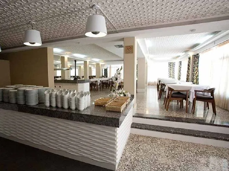 Playamar Hotel&Apartamentos S'Illot  2*, S'Illot (Mallorca)