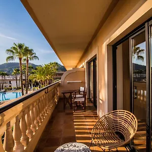 4* Отель Mon Port &