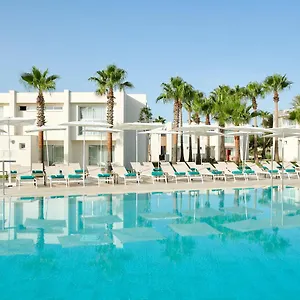 4* Hotel Iberostar Waves Cala Domingos