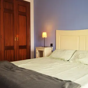 https://punta-del-este-duplex-2.in-canary-islands.com